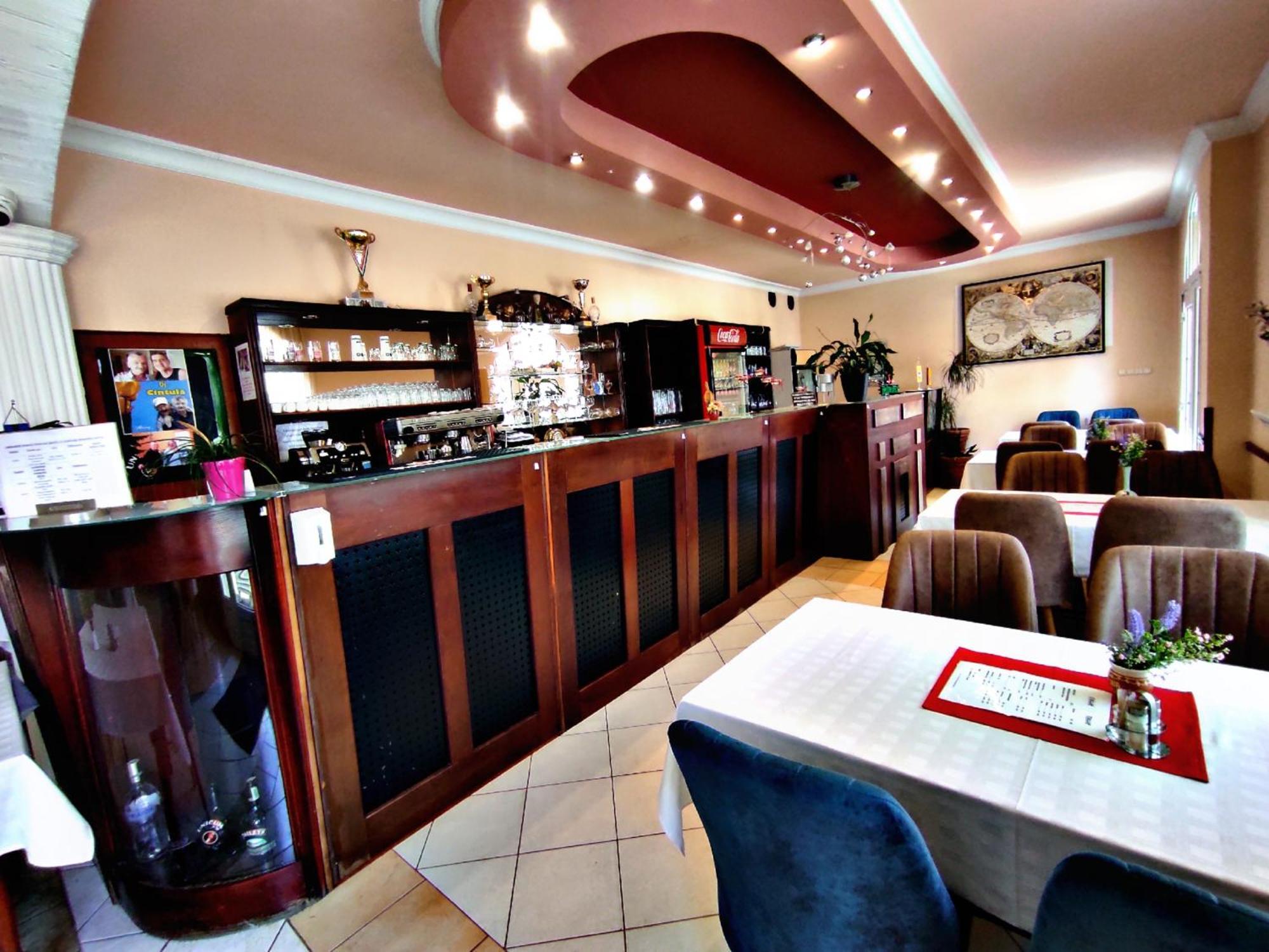 Atrium Hotel Harkany Bagian luar foto